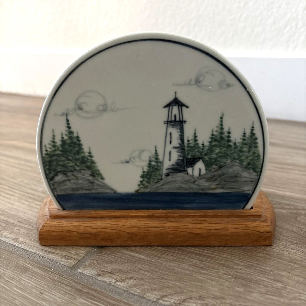 Vintage Handmade‎ Ceramic & Wood Napkin Holder Hand Painted Lighthouse 7" X 5"